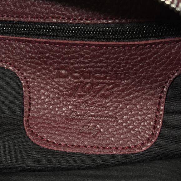 DOUCALS BURGUNDY LEATHER WEEKEND DUFFEL BAG NEVER USED - Picture 9 of 10